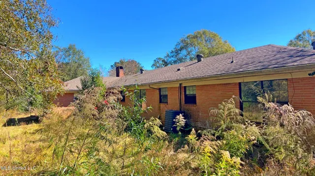 $179,550 | 81 Henry Cox Road, Monticello, MS 39654