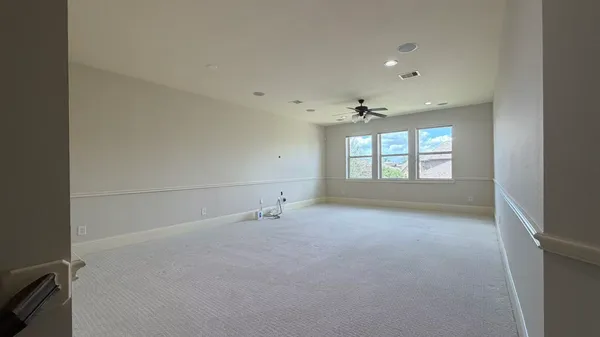 $699,900 | 6806 Auburn Sands Drive, Spring, TX 77389