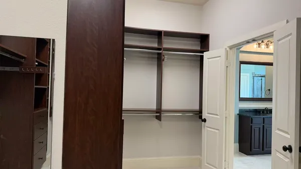 $699,900 | 6806 Auburn Sands Drive, Spring, TX 77389