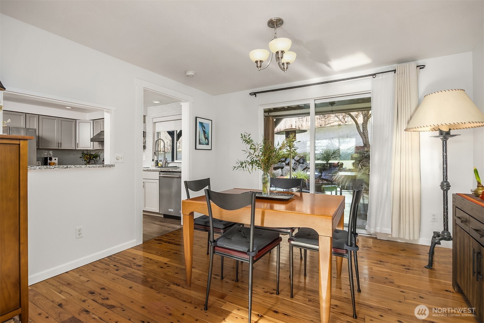 26468 Kingsview Loop Northeast Kingston, WA 98346 - Photo 4 of 40