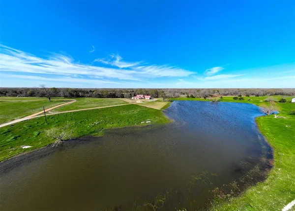 $631,950 | 2290 County Road, Honey Grove, TX 75446