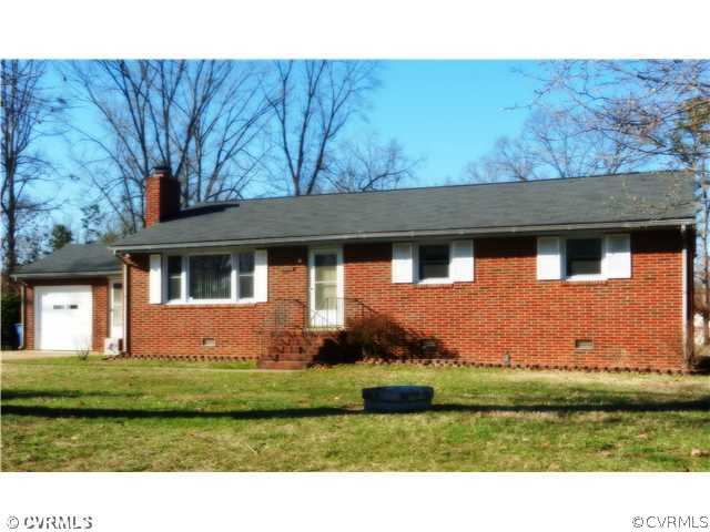 5528 Gilling Road North Chesterfield, VA 23234 - Photo 1 of 15 Exterior Front - 5528 Gilling Road