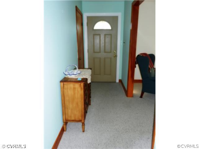 5528 Gilling Road North Chesterfield, VA 23234 - Photo 5 of 15 Foyer - Foyer with Coat Closet