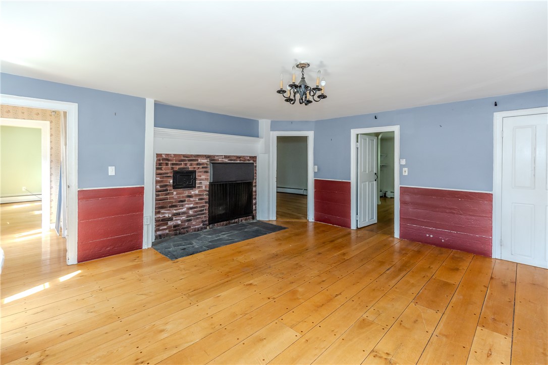 60 Colwell Road Smithfield, RI 02828 - Photo 12 of 40