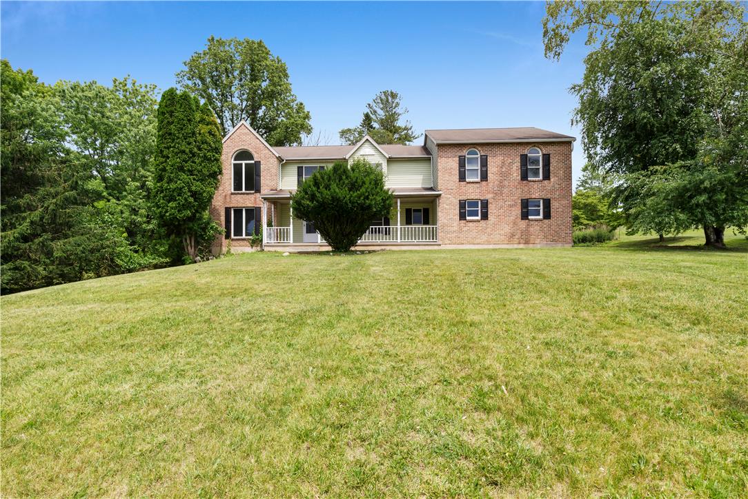 15 Spring Water Court Easton, PA 18042 - Photo 2 of 57 Large lot