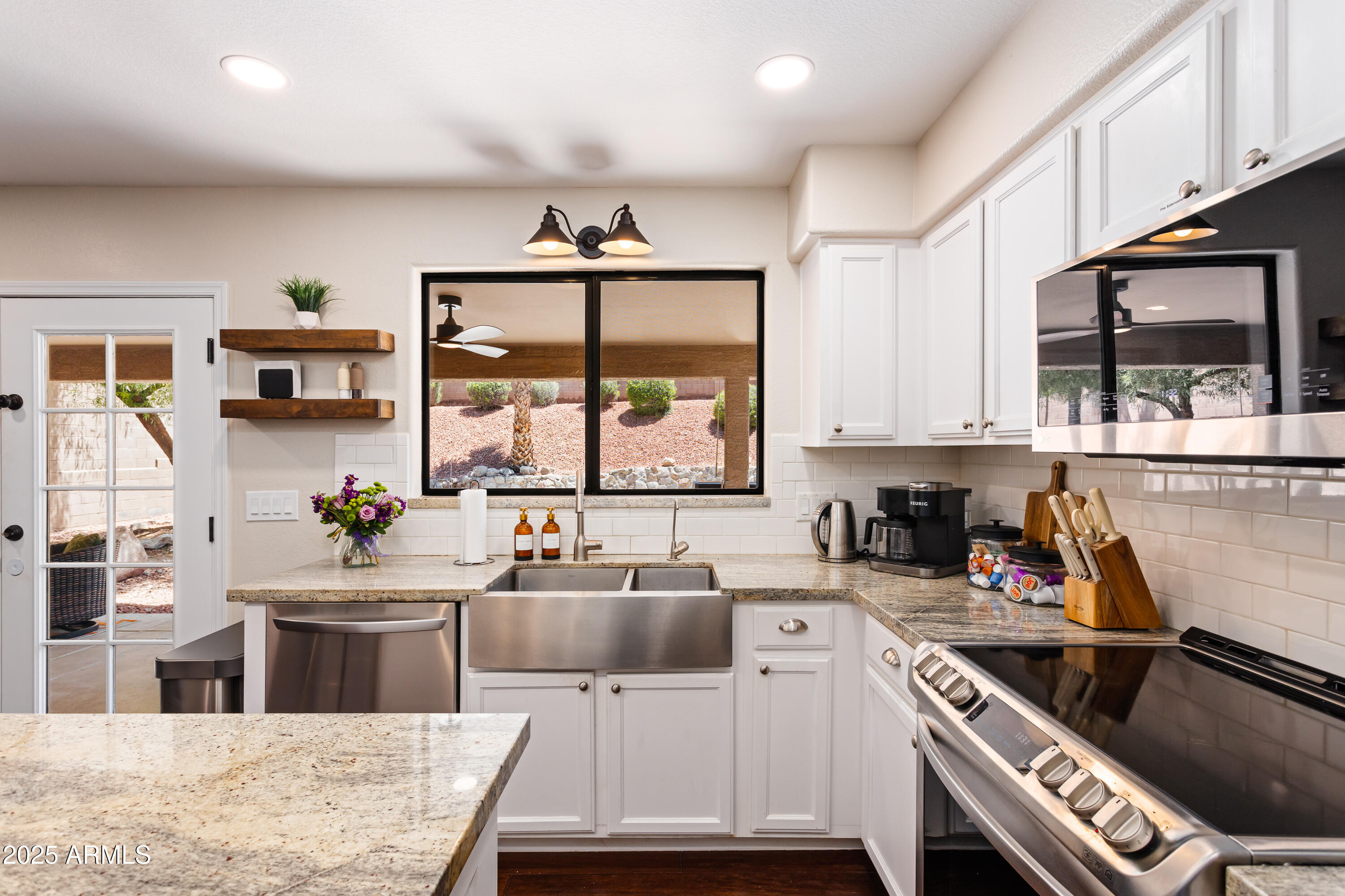 20619 North 16th Way Phoenix, AZ 85024 - Photo 5 of 64 Induction Stove