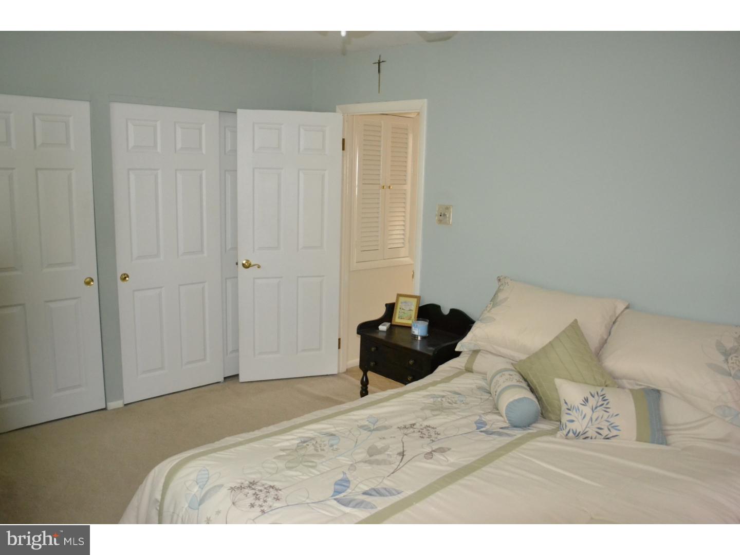 7319 Hill Road Philadelphia, PA 19128 - Photo 14 of 25 Gallery Image 14