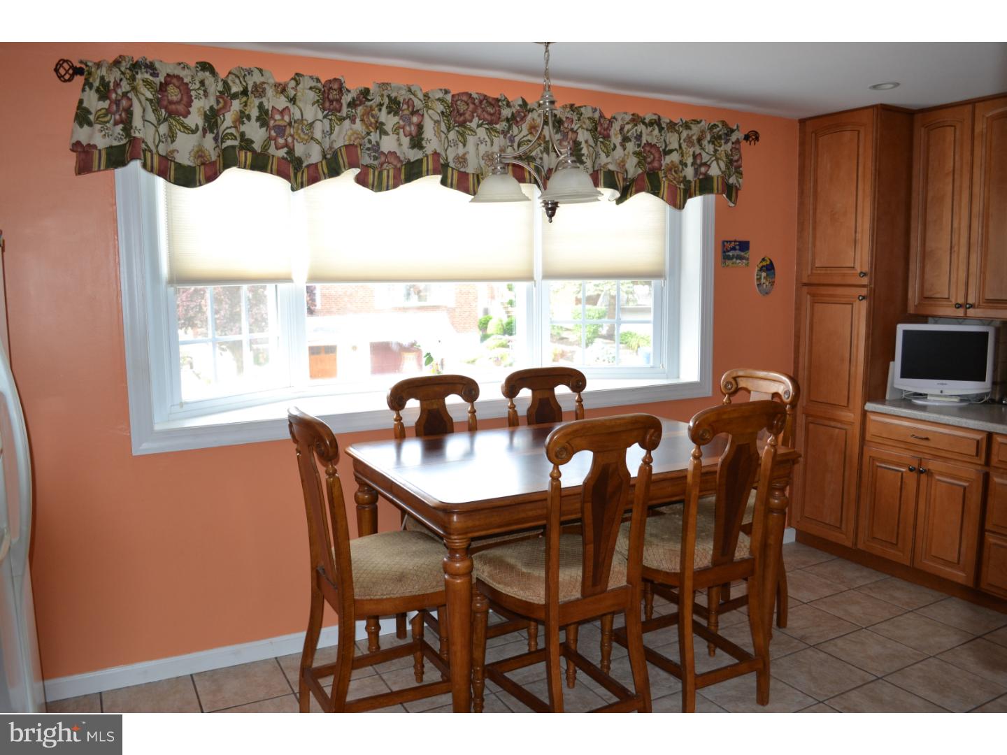 7319 Hill Road Philadelphia, PA 19128 - Photo 8 of 25 Gallery Image 8