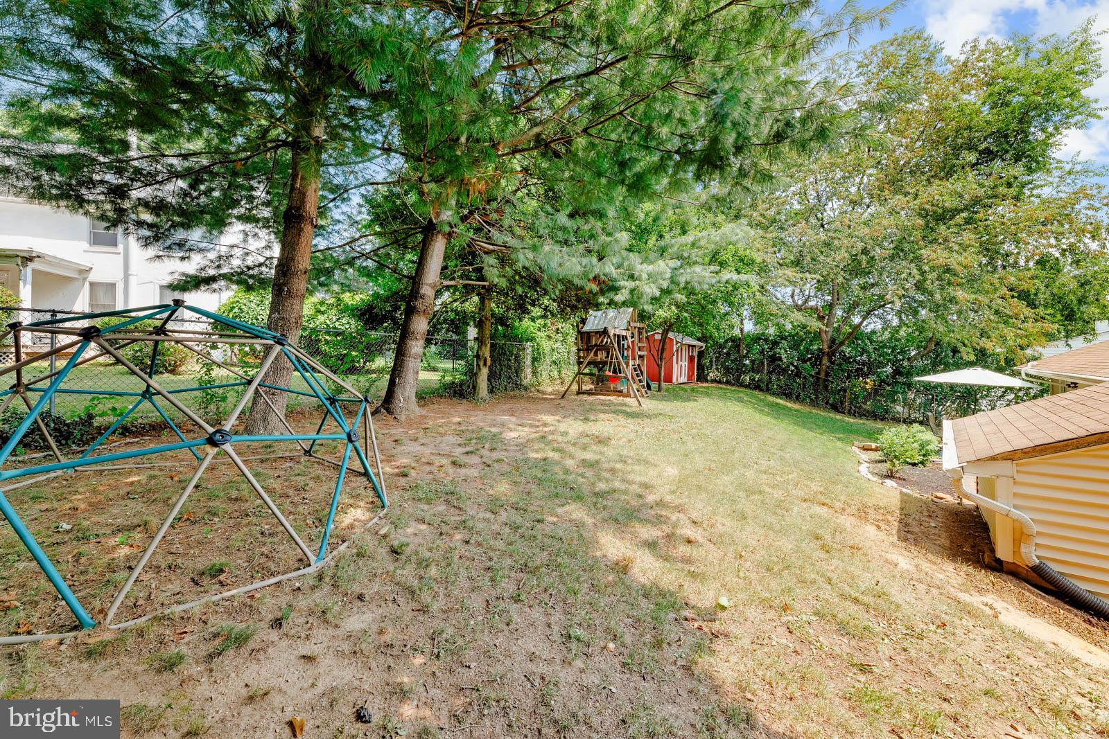 221 Devon Road Fairless Hills, PA 19030 - Photo 22 of 23 Gallery Image 22