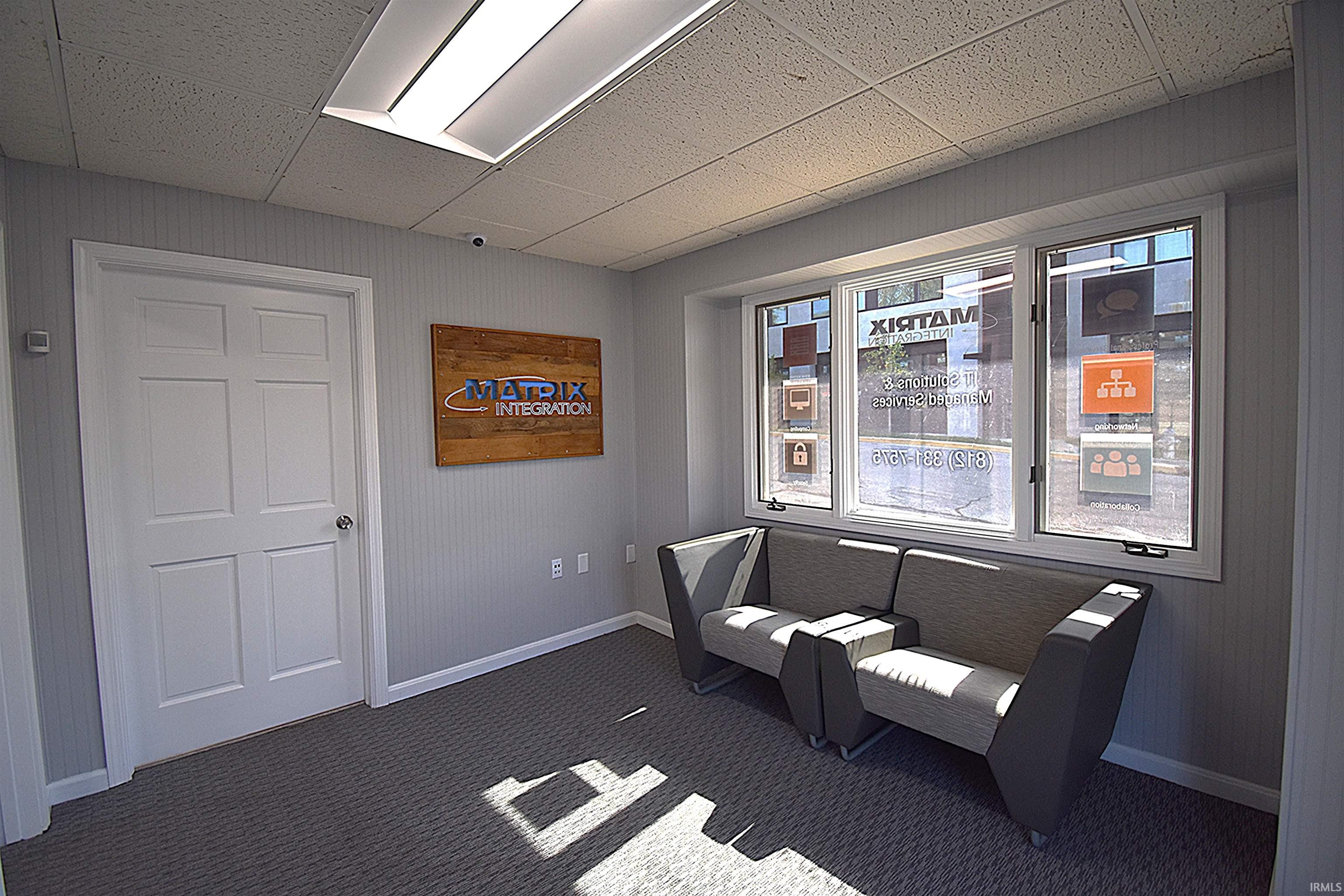 1225 South Walnut Street Bloomington, IN 47401 - Photo 2 of 9