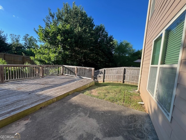 5375 Rialto Way Cumming, GA 30040 - Photo 30 of 42 a view of backyard with green space