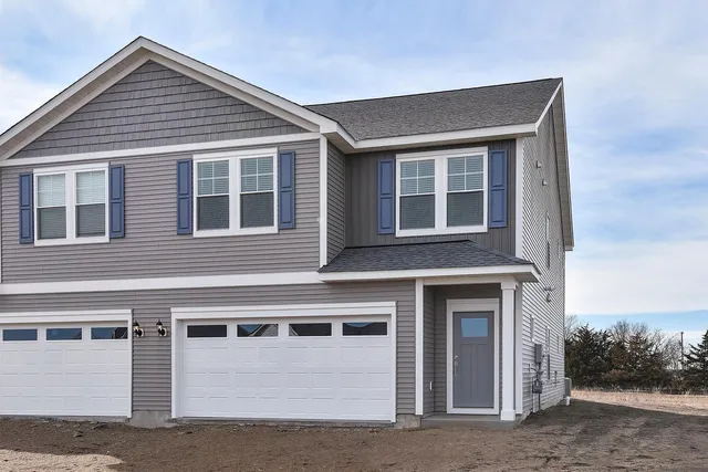 $399,900 | 39723 Fallbrook Avenue, North Branch, MN 55056