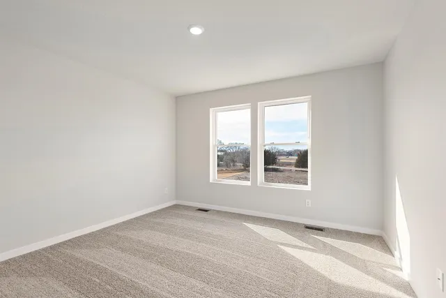 $399,900 | 39723 Fallbrook Avenue, North Branch, MN 55056