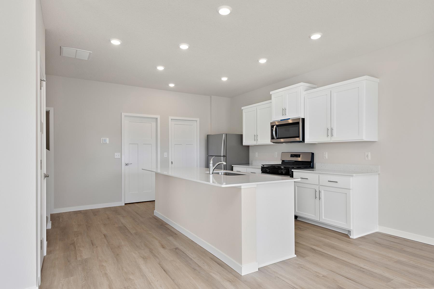 39723 Fallbrook Avenue North Branch, MN 55056 - Photo 10 of 24