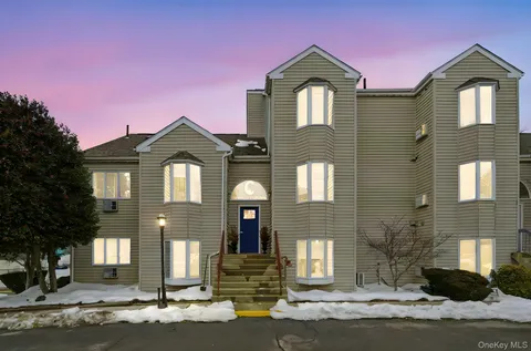 $499,000 | 152 Tier Street, Unit 211C | City Island