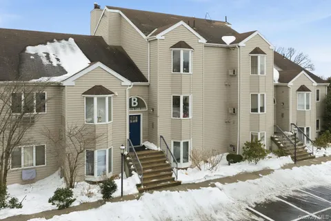 $499,000 | 152 Tier Street, Unit 211C | City Island
