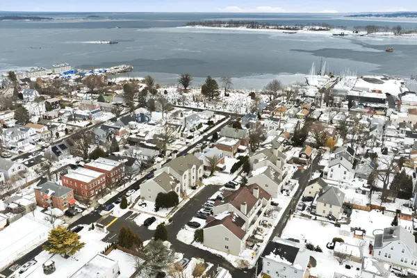 $475,000 | 152 Tier Street, Unit 211C | City Island