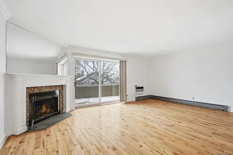 $499,000 | 152 Tier Street, Unit 211C | City Island