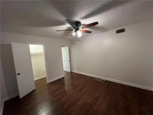 $1,650 | 2010 Snowbird Drive, Harvey, LA 70058