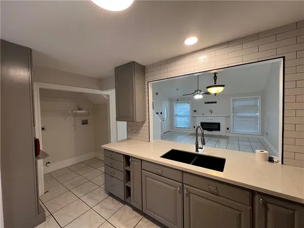 $1,650 | 2010 Snowbird Drive, Harvey, LA 70058