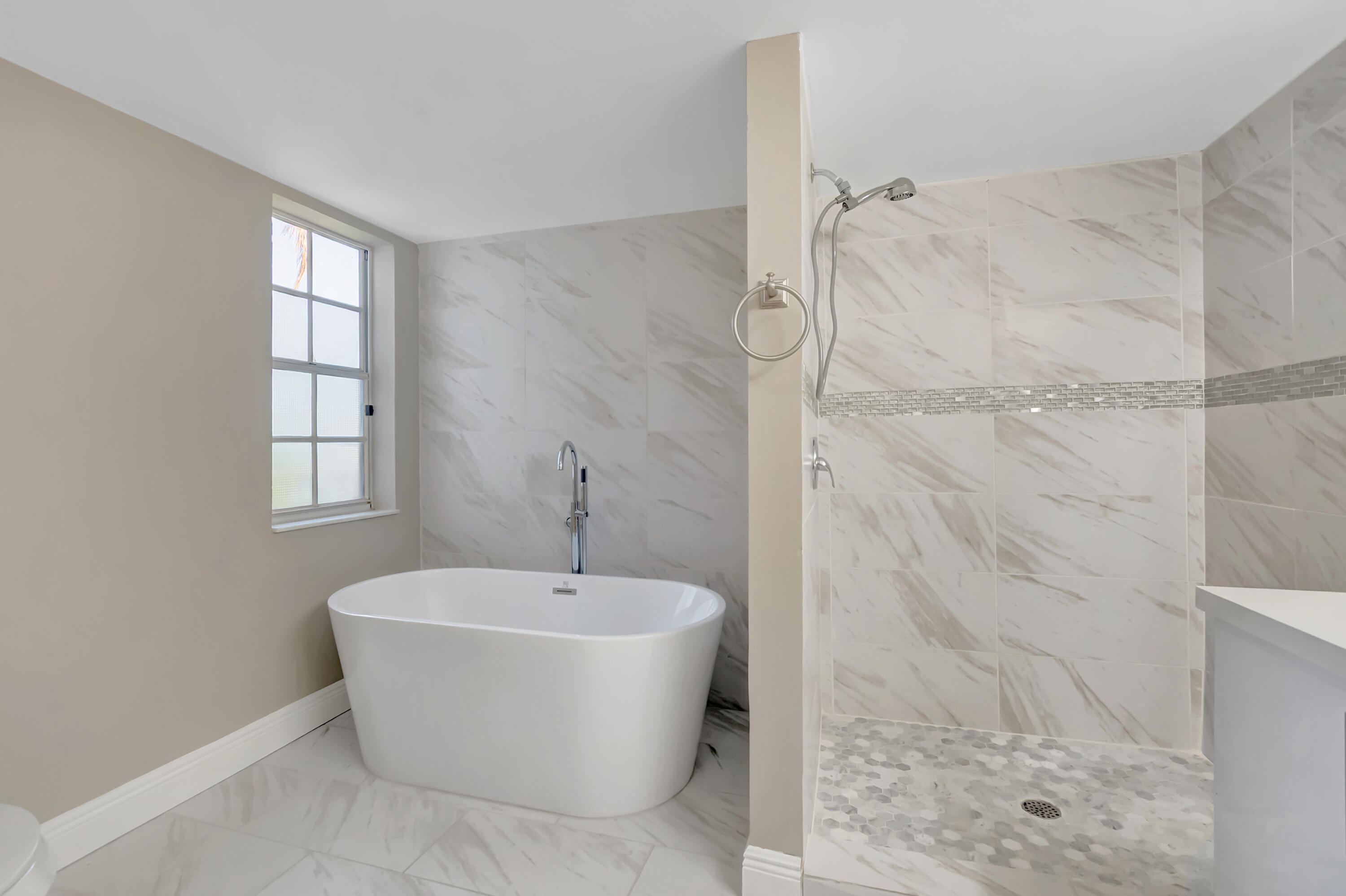 7655 Cinebar Drive, Unit 105 Boca Raton, FL 33433 - Photo 15 of 44 24-print-DSC_0846