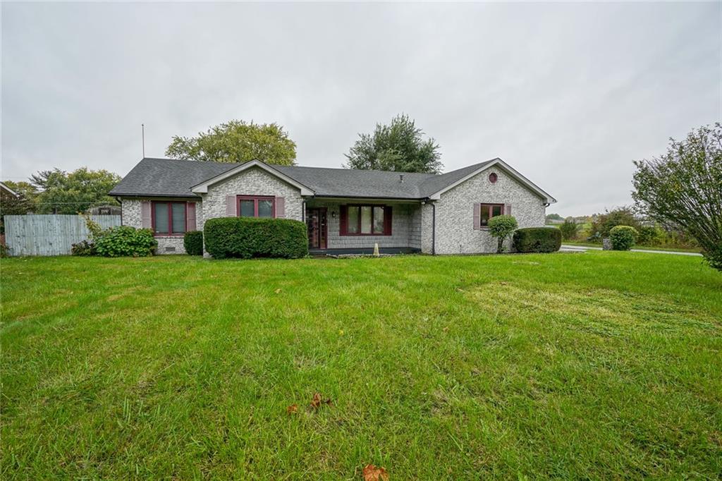 4329 Solun Road Indianapolis, IN 46221 - Photo 2 of 35 Gallery Image 2