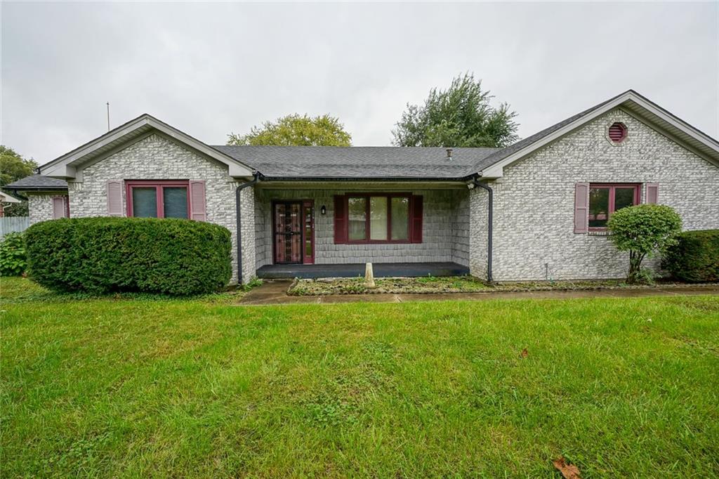4329 Solun Road Indianapolis, IN 46221 - Photo 3 of 35 Gallery Image 3