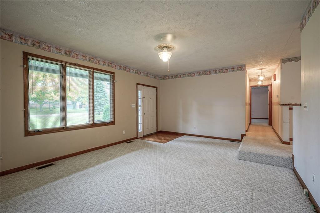 4329 Solun Road Indianapolis, IN 46221 - Photo 7 of 35 Gallery Image 7