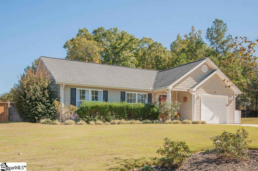516 Garrett Street Fountain Inn, SC 29644 - Photo 2 of 27 Gallery Image 2