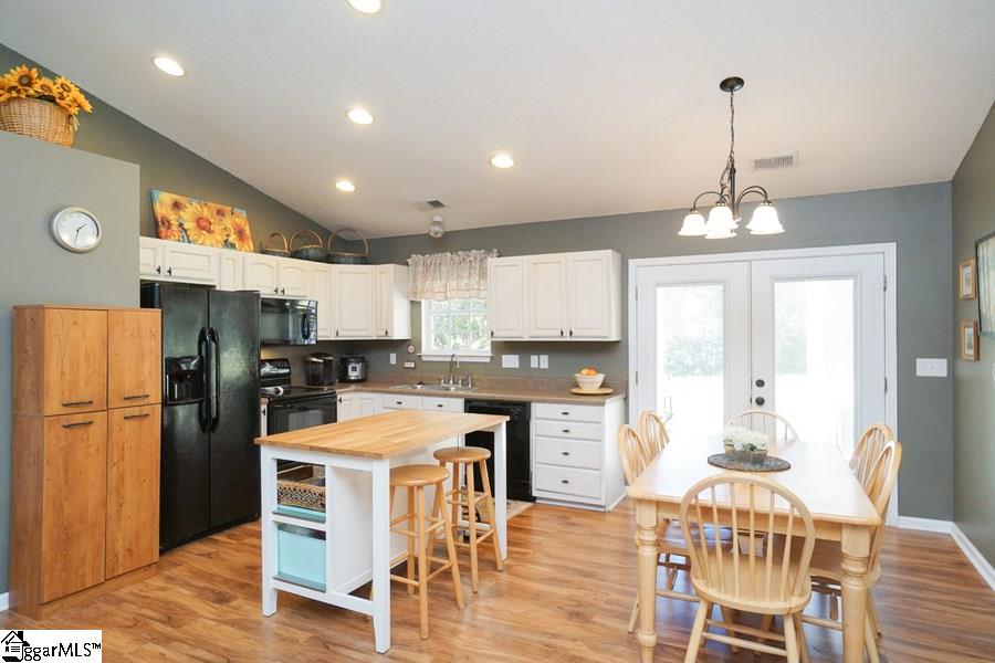 516 Garrett Street Fountain Inn, SC 29644 - Photo 11 of 27 Gallery Image 11