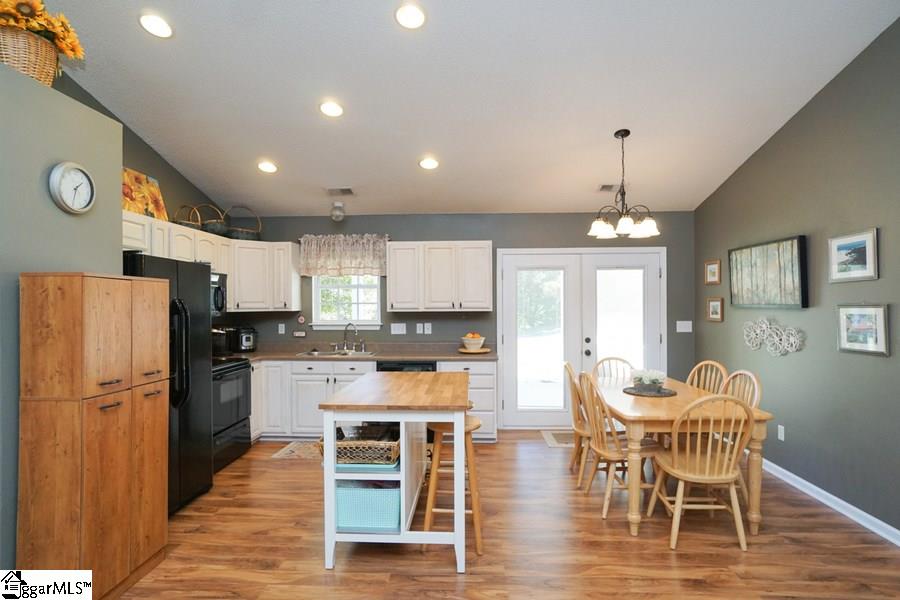 516 Garrett Street Fountain Inn, SC 29644 - Photo 8 of 27 Gallery Image 8