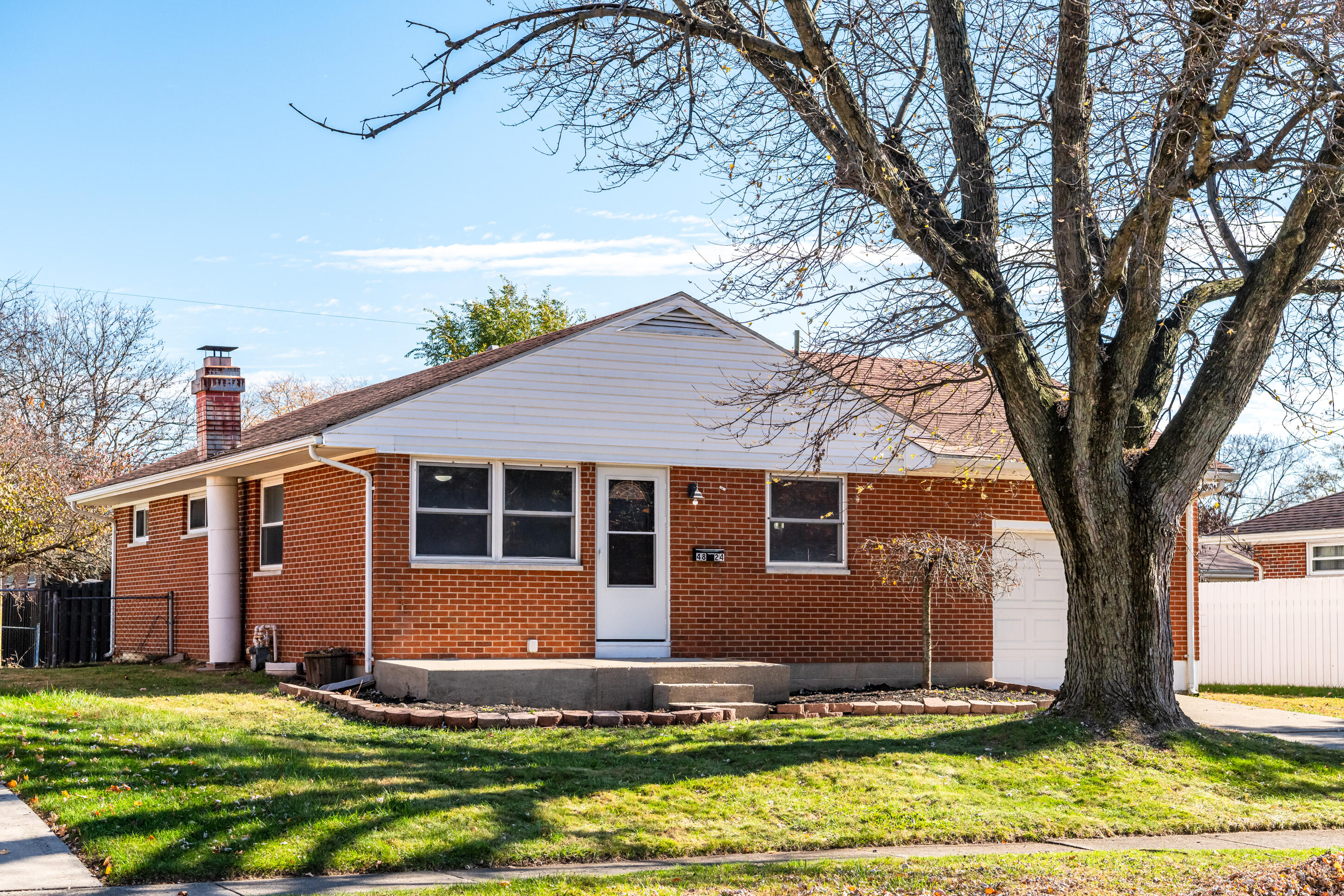 4824 Ridgewood Road East Springfield, OH 45503 - Photo 1 of 32