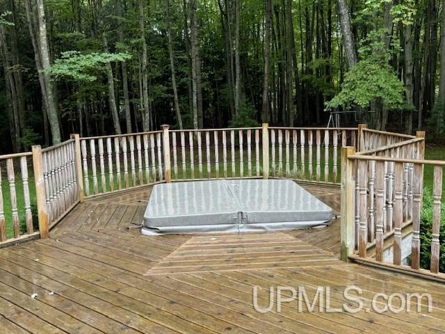 4795 17th Road Escanaba, MI 49829 - Photo 6 of 22