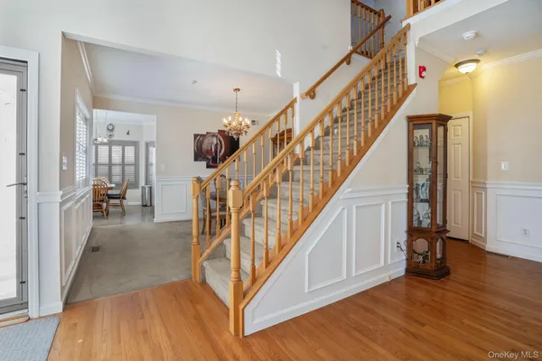 $560,000 | 24 Brookville Way, Manorville, NY 11949