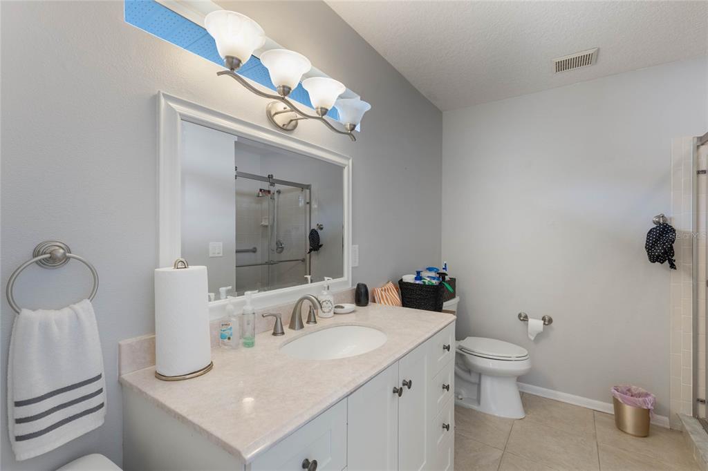 615 Juniper Way Tavares, FL 32778 - Photo 7 of 16
