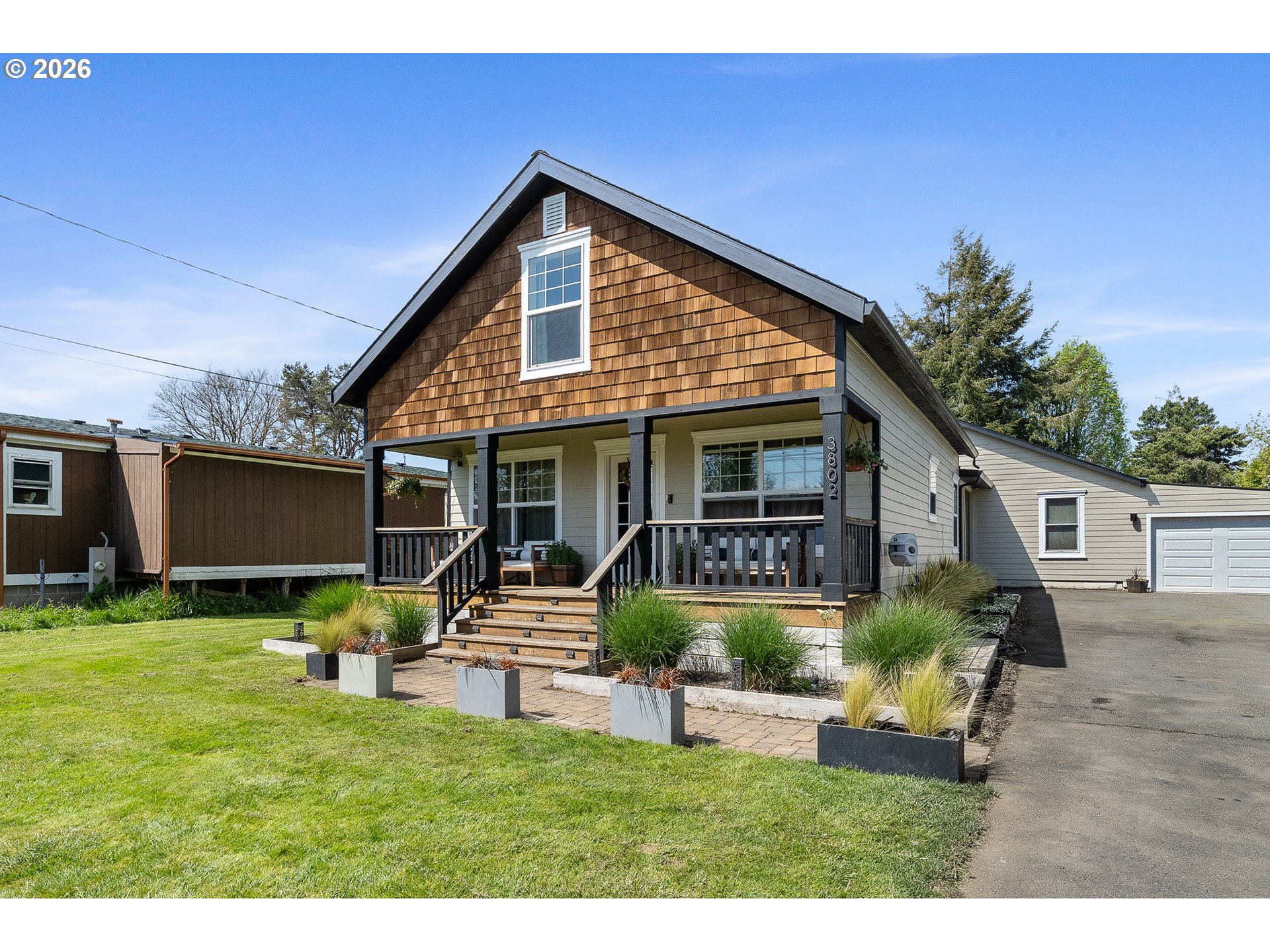3802 Maple Lane Tillamook, OR 97141 - Photo 3 of 33