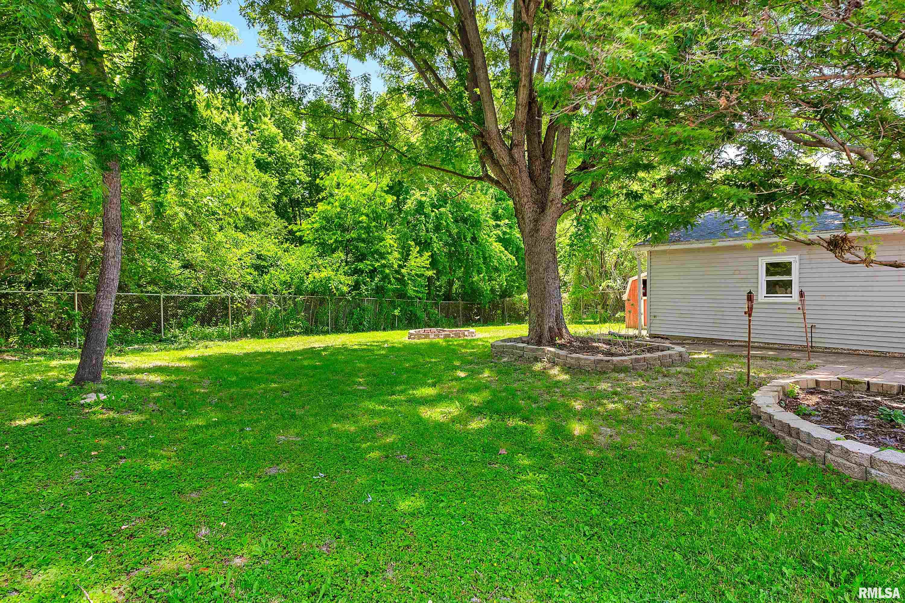 217 Frontenac Road Marquette Heights, IL 61554 - Photo 10 of 39