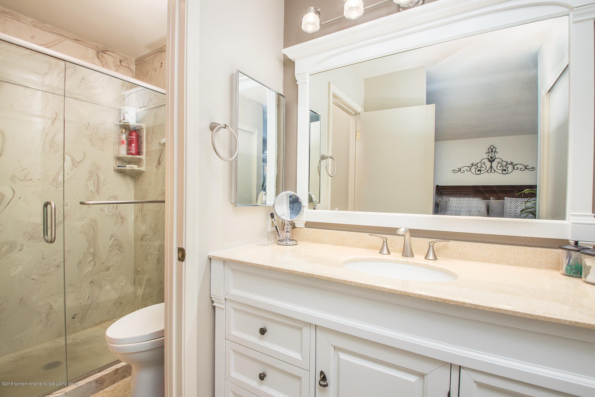 4211 East Spring Meadows Circle Flagstaff, AZ 86004 - Photo 14 of 21 14_Master Bathroom