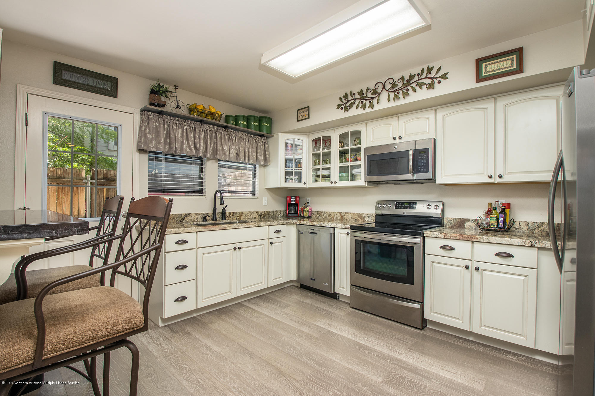 4211 East Spring Meadows Circle Flagstaff, AZ 86004 - Photo 8 of 21 08_Kitchen1
