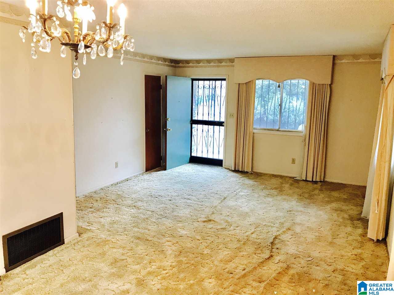 9 11th Avenue Southwest Birmingham, AL 35211 - Photo 4 of 17