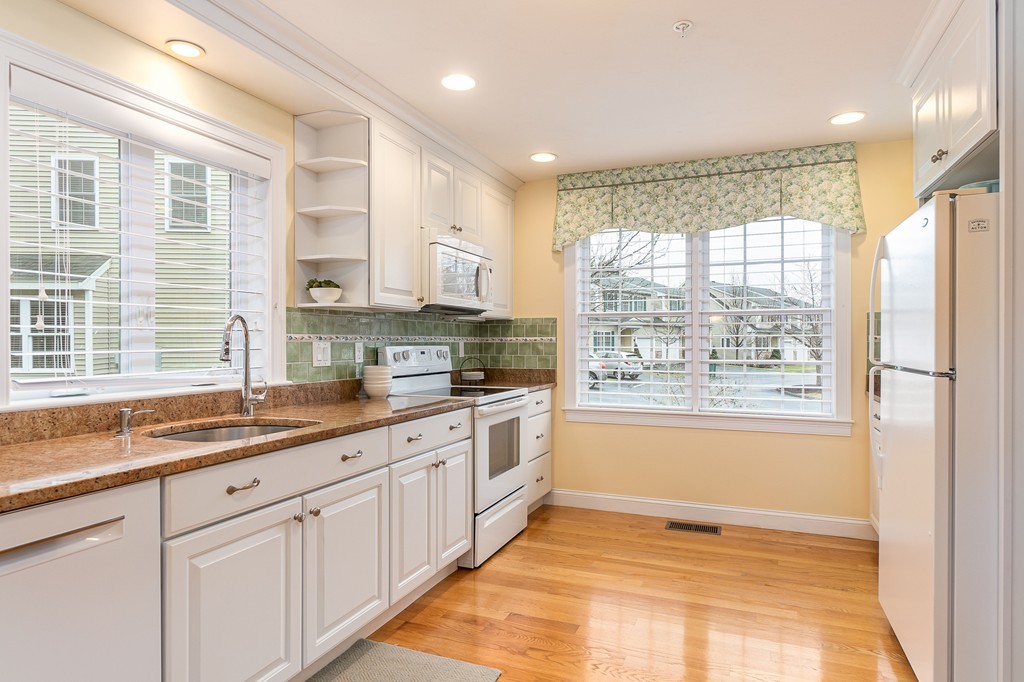 38 Ellsworth Village Road, Unit 38 Acton, MA 01720 - Photo 3 of 27 Gallery Image 3