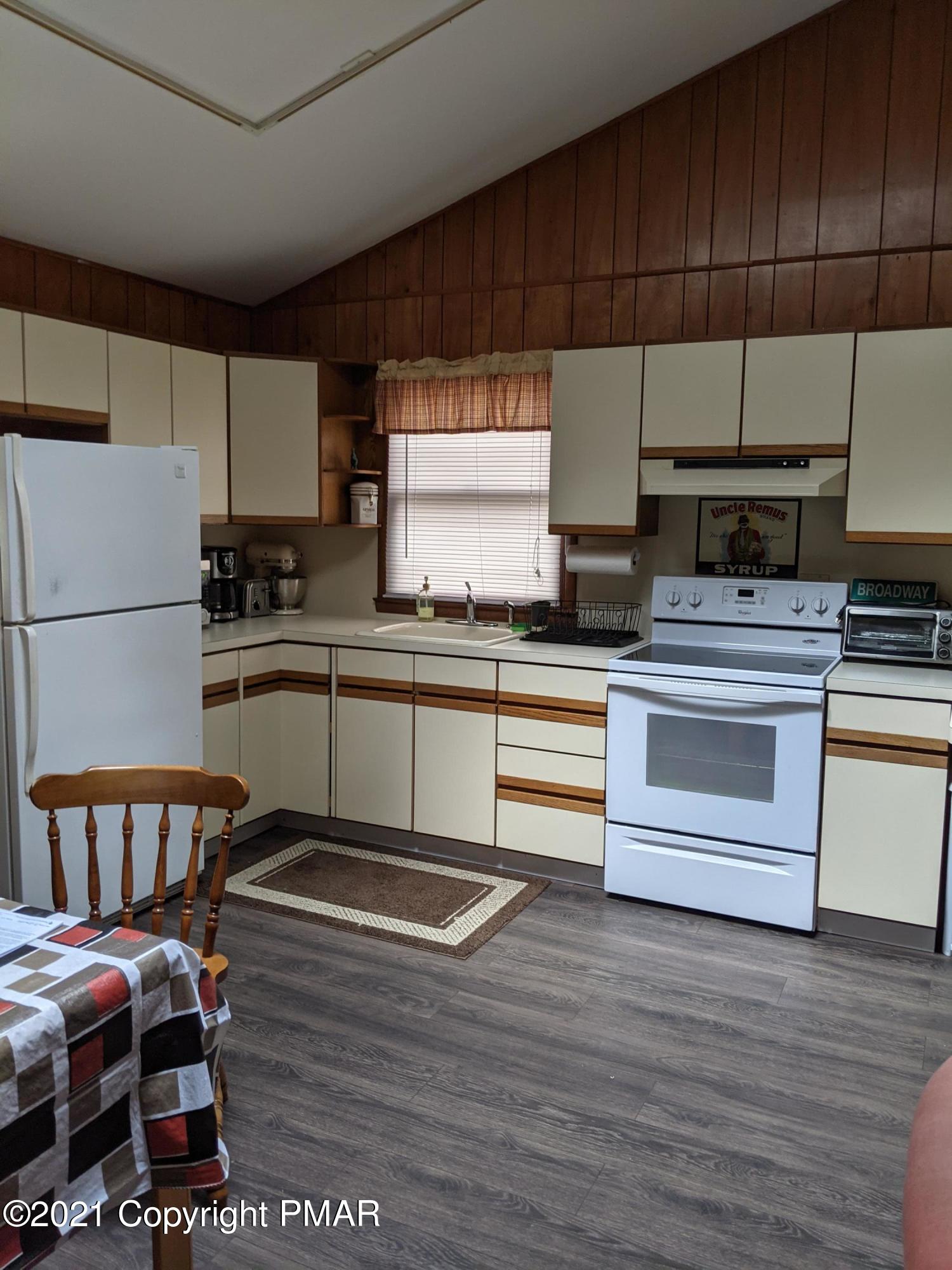 53 Maple Road Gouldsboro, PA 18424 - Photo 11 of 29 PXL_20210430_131934686