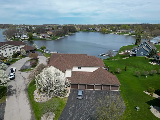 $354,894 | 5050 Spinnaker Lane, Unit F, Crown Point, IN 46307