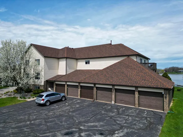 $354,894 | 5050 Spinnaker Lane, Unit F, Crown Point, IN 46307