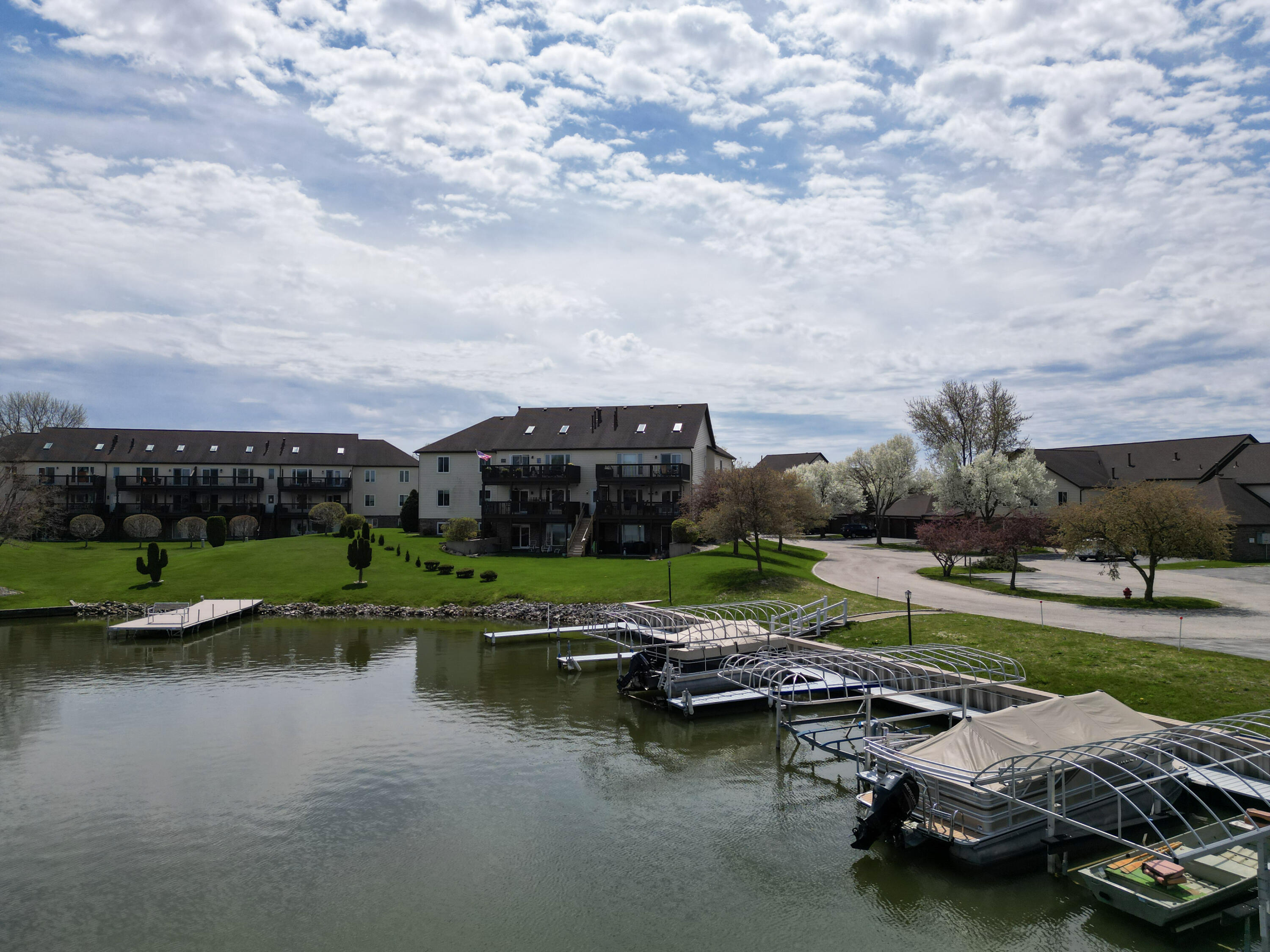 5050 Spinnaker Lane, Unit F Crown Point, IN 46307 - Photo 42 of 98 3000x2250