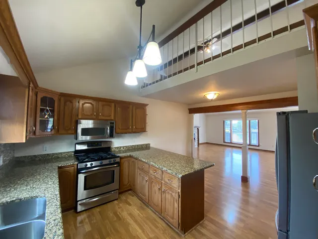 $354,894 | 5050 Spinnaker Lane, Unit F, Crown Point, IN 46307