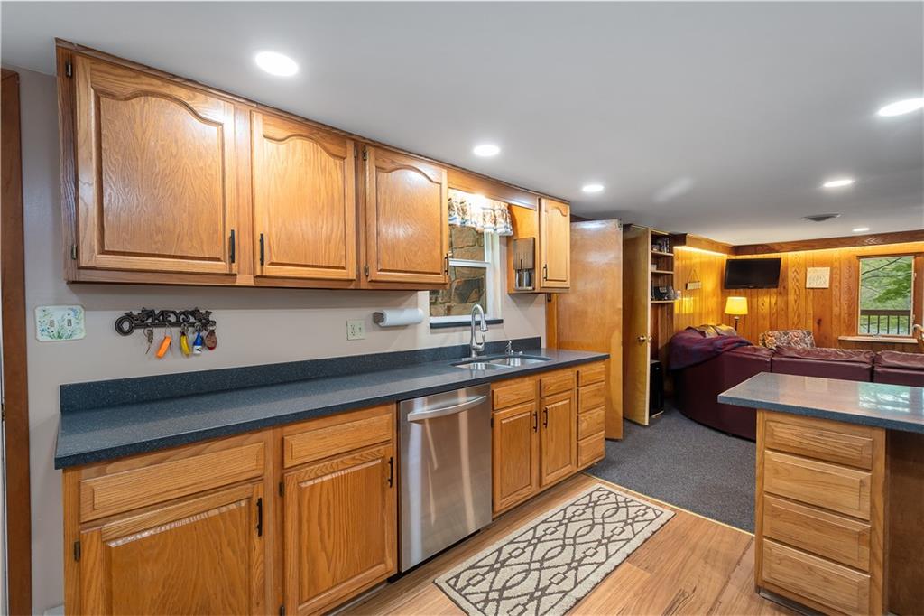 750 Lake Road Addison, PA 15411 - Photo 40 of 50