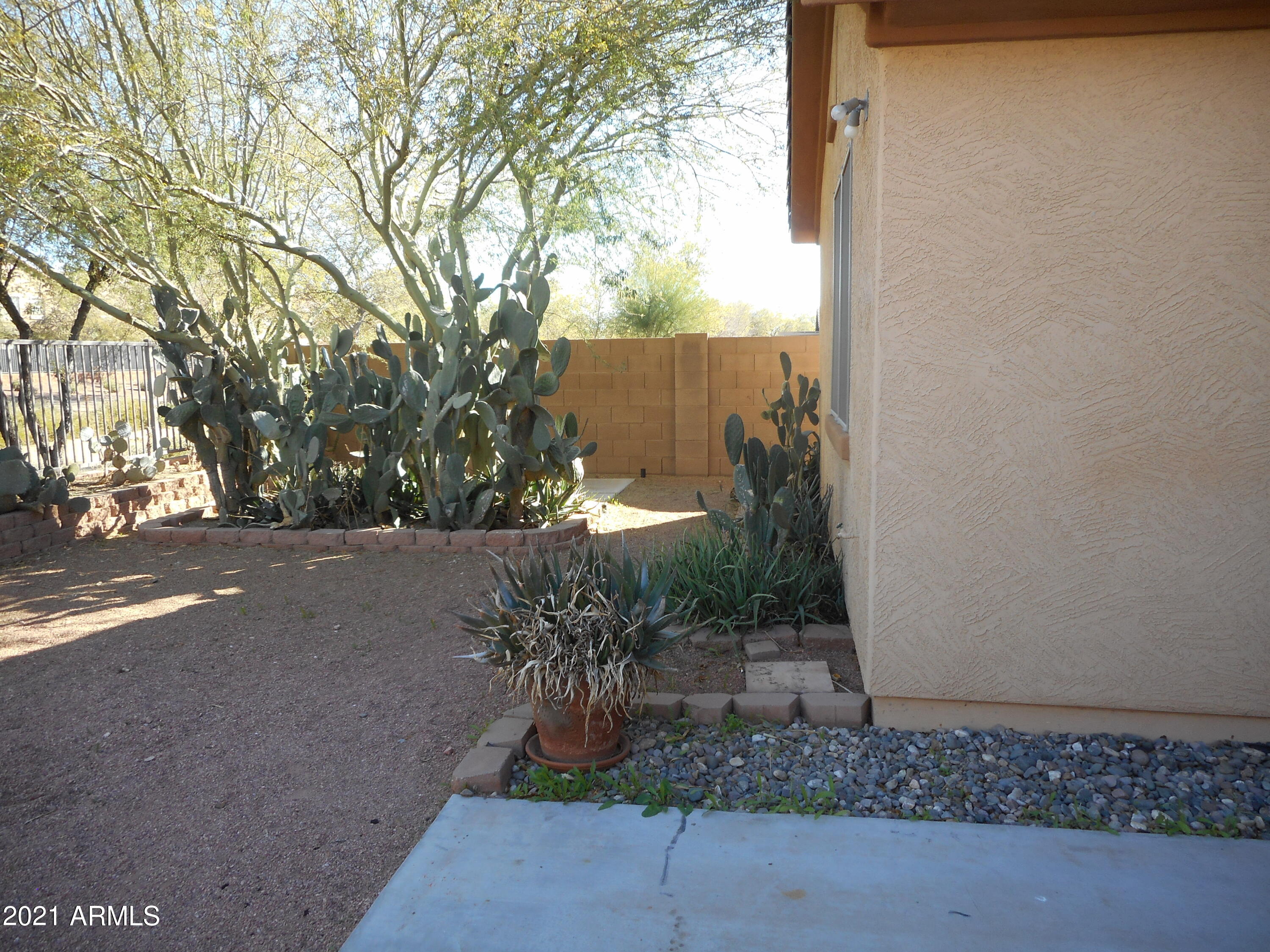 6928 West Harwell Road Laveen, AZ 85339 - Photo 21 of 40 DSCN1636