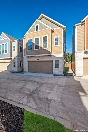 $2,500 | 2009 McCullough Avenue, San Antonio, TX 78212