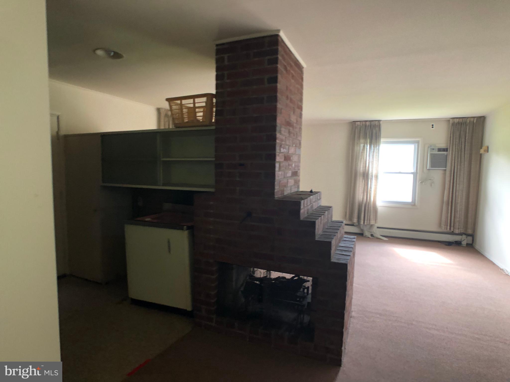 71 Balsam Road Levittown, PA 19057 - Photo 3 of 10 Gallery Image 3